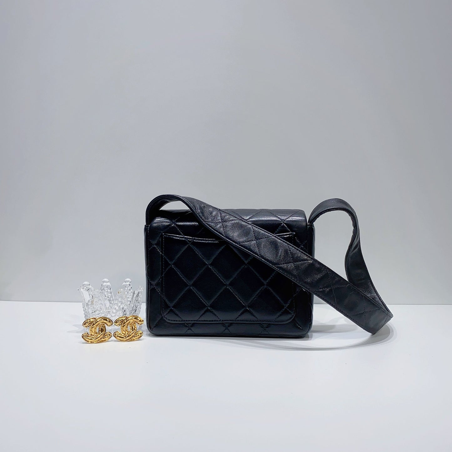 No.001537-1-Chanel Vintage Lambskin Mini Square Shoulder Bag