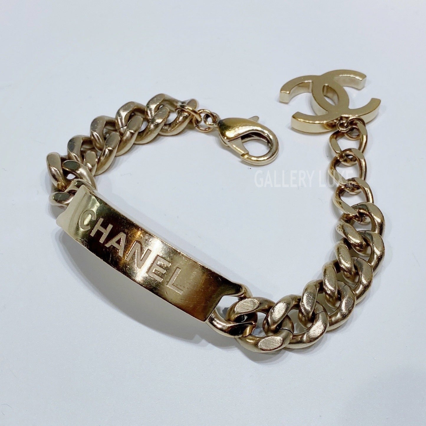 No.3509-Chanel Gold Metal Bracelet