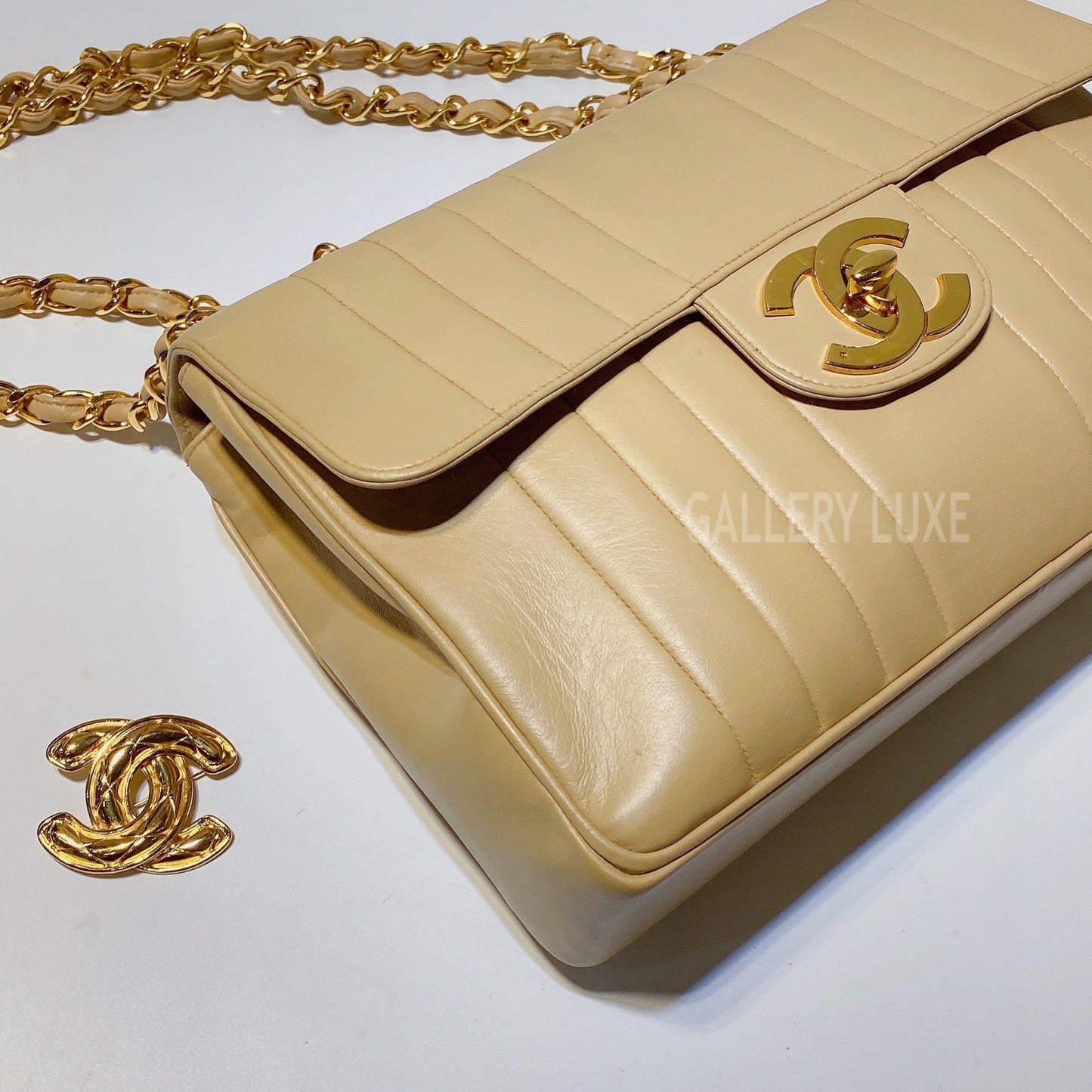 No.001229-Chanel Vintage Lambskin Jumbo Flap Bag