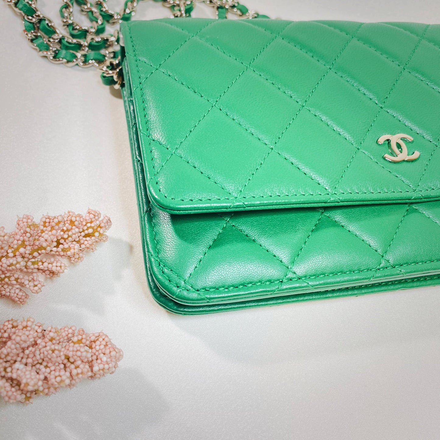 No.2228-Chanel Lambskin Wallet On Chain
