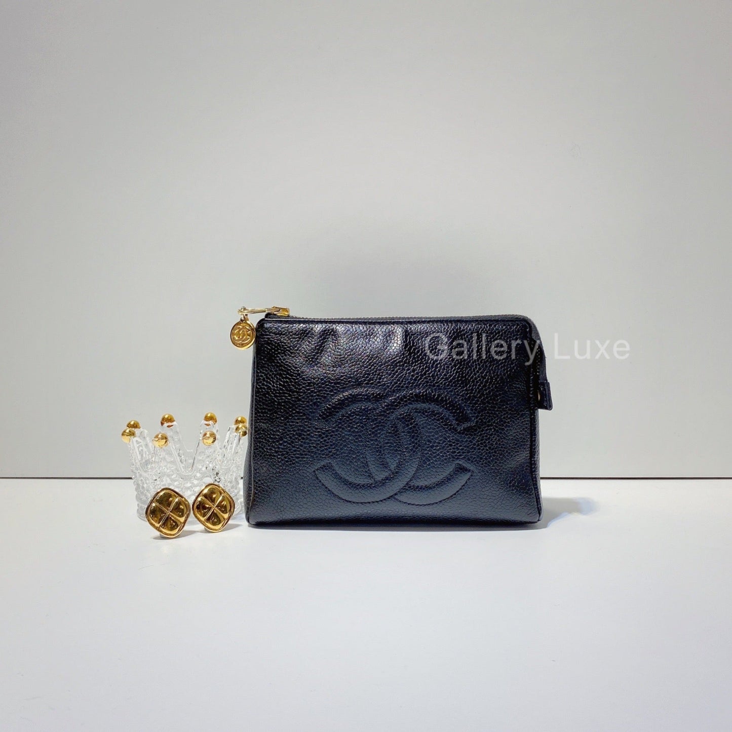 No.2673-Chanel Vintage Caviar Pouch