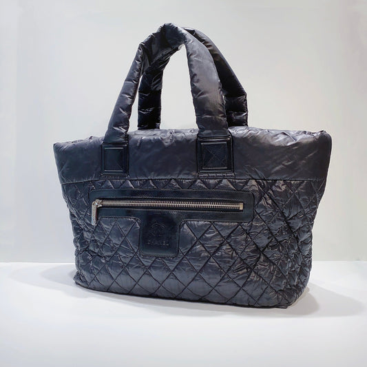 No.3690-Chanel Nylon Coco Cocoon Tote Bag