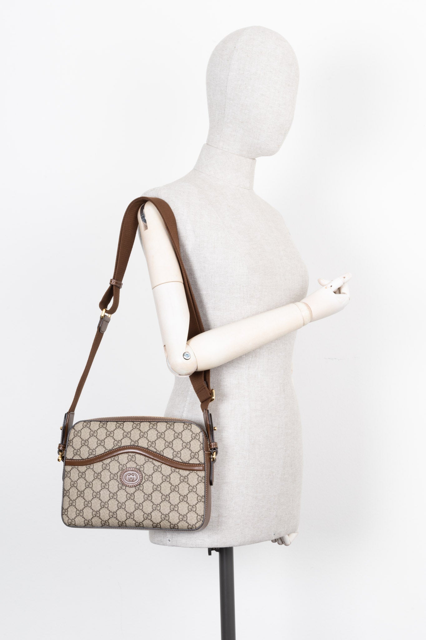 Luxury Gucci Trending 2025 Messenger Bag Supreme Canvas Brown