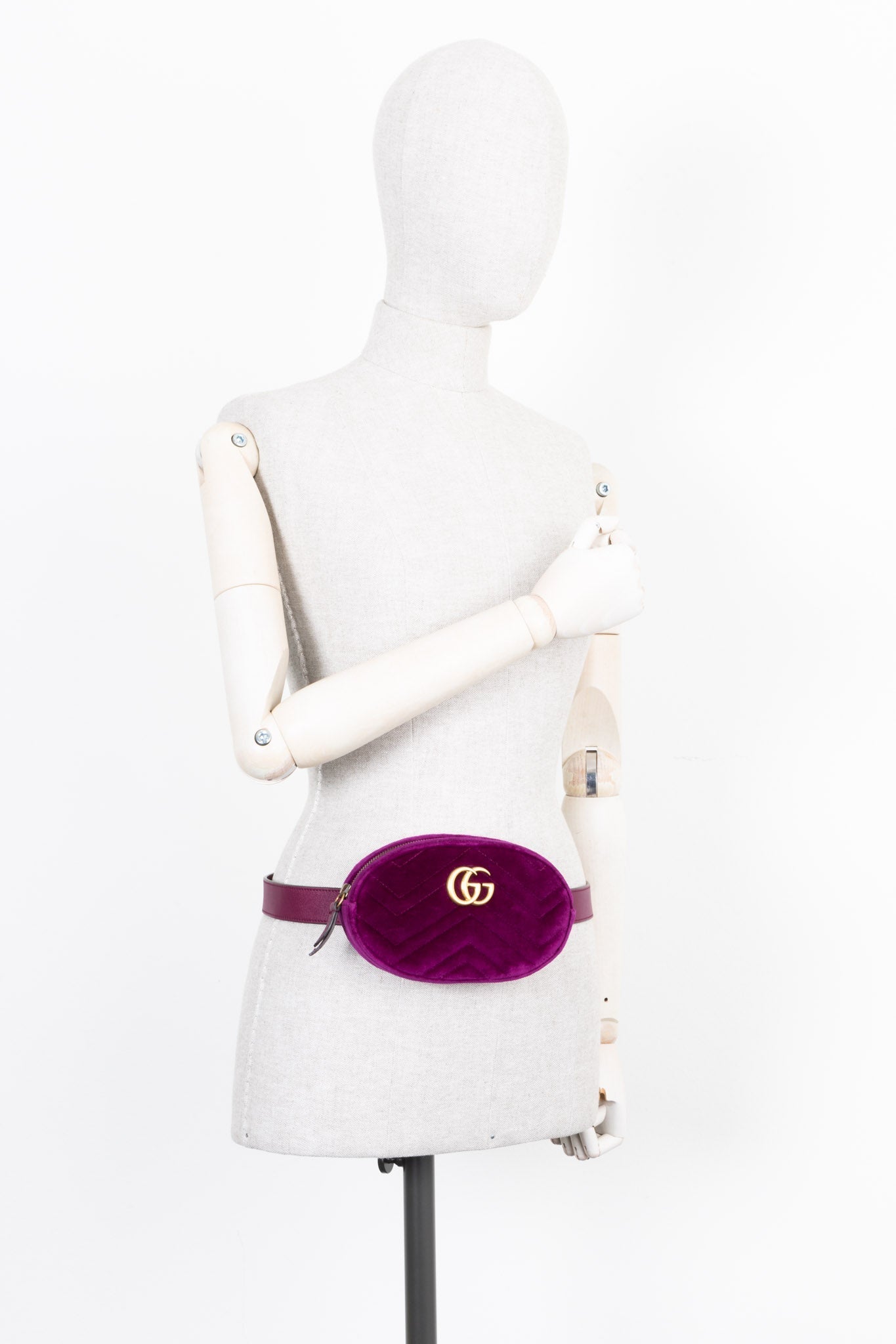 Luxury Gucci Trending 2025 Marmont Belt Bag Velvet Purple