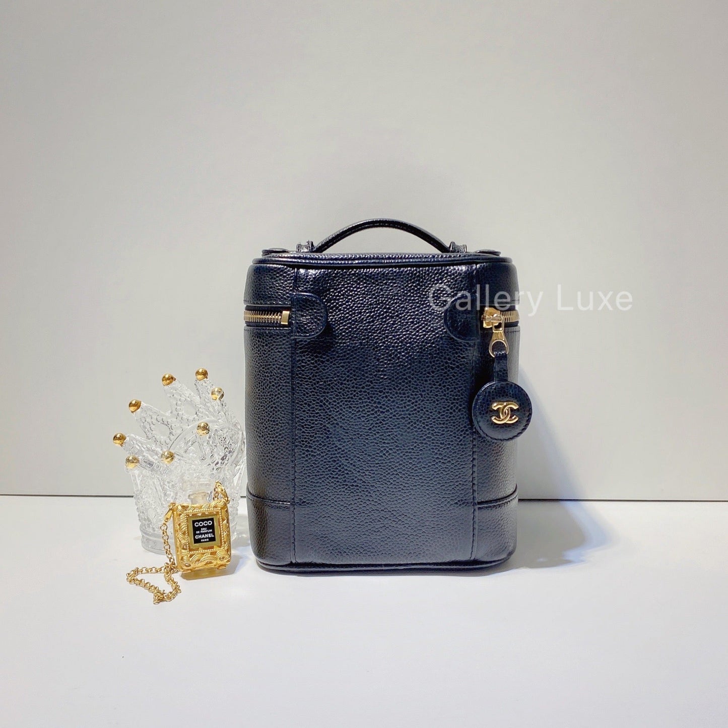 No.2678-Chanel Vintage Caviar Vanity Case