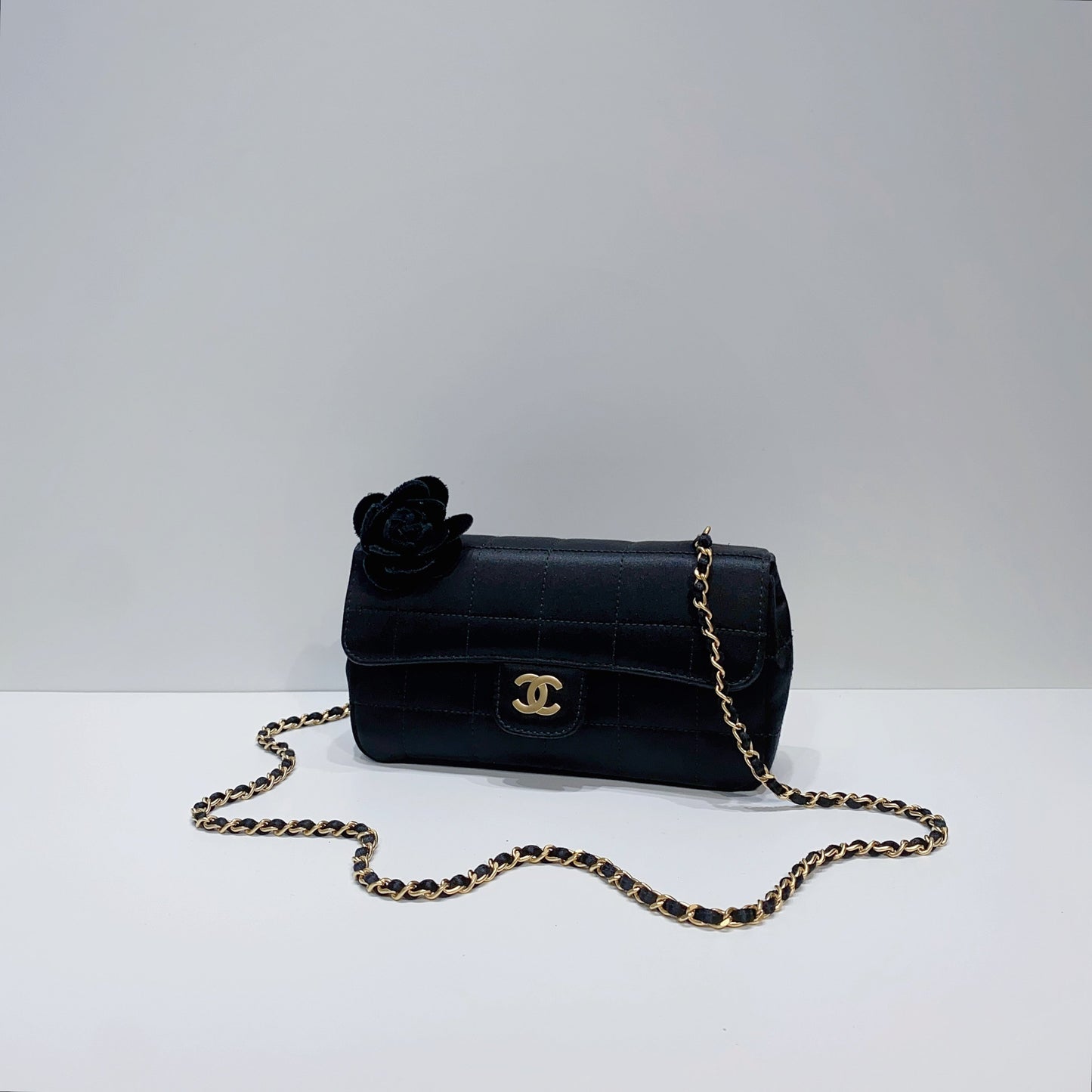No.3827-Chanel Vintage Satin Camellia Mini Flap Bag