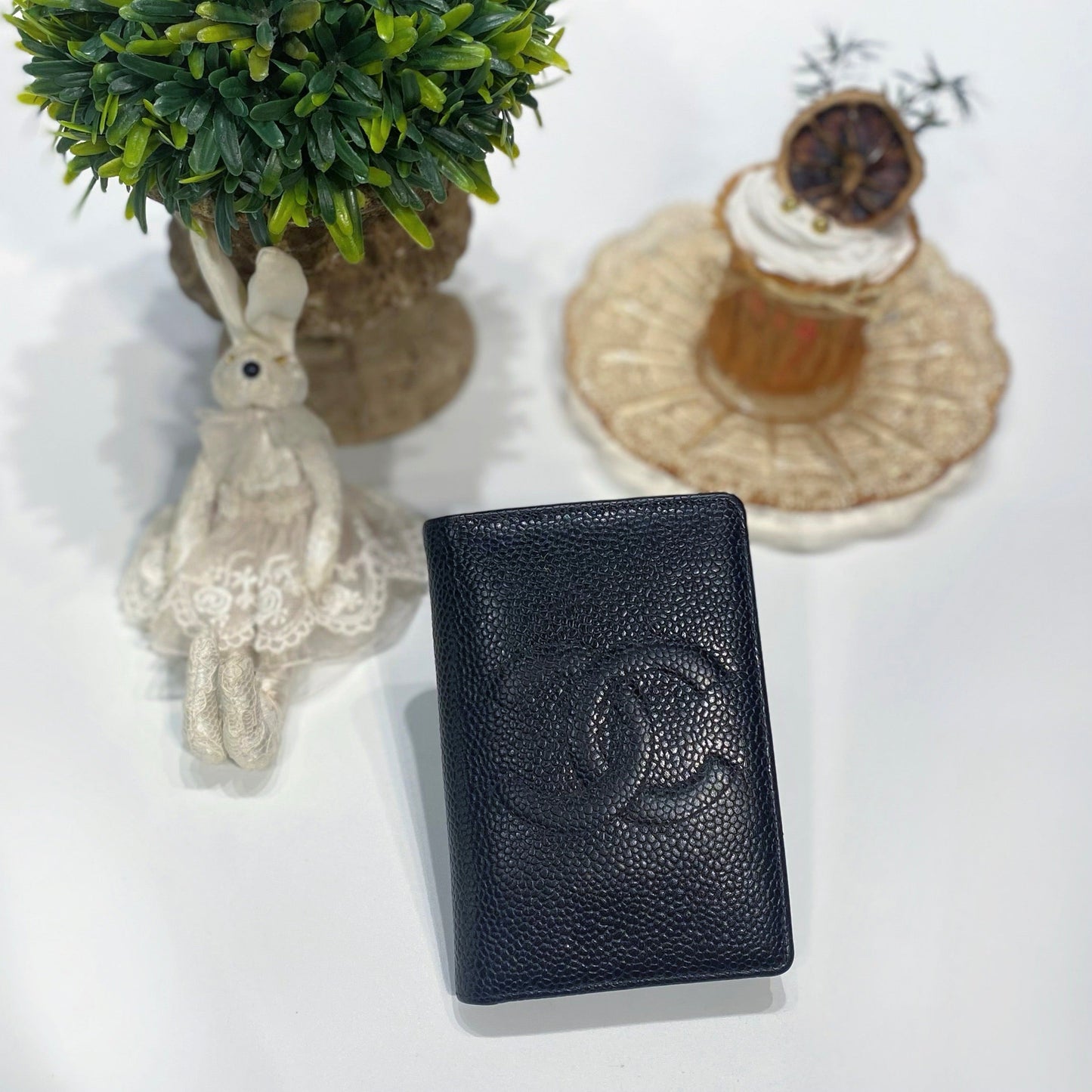 No.2640-Chanel Vintage Caviar Card Case