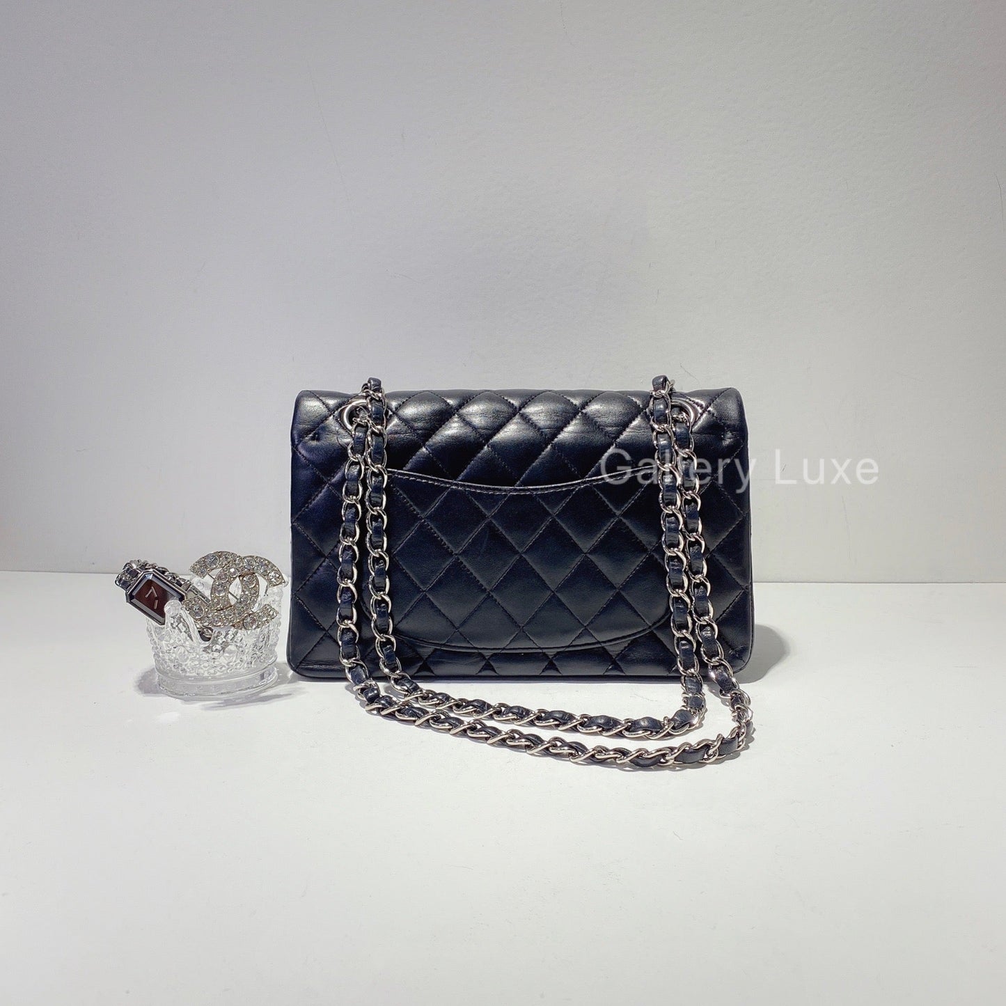 No.2106-Chanel Lambskin Classic Flap 23cm