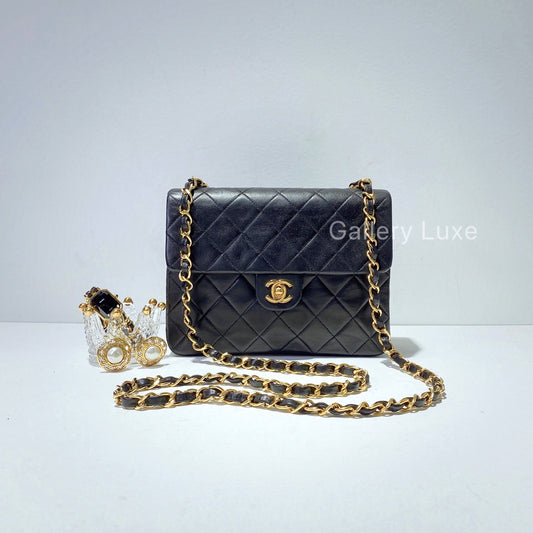 No.2436-Chanel Vintage Classic Flap Mini 20cm
