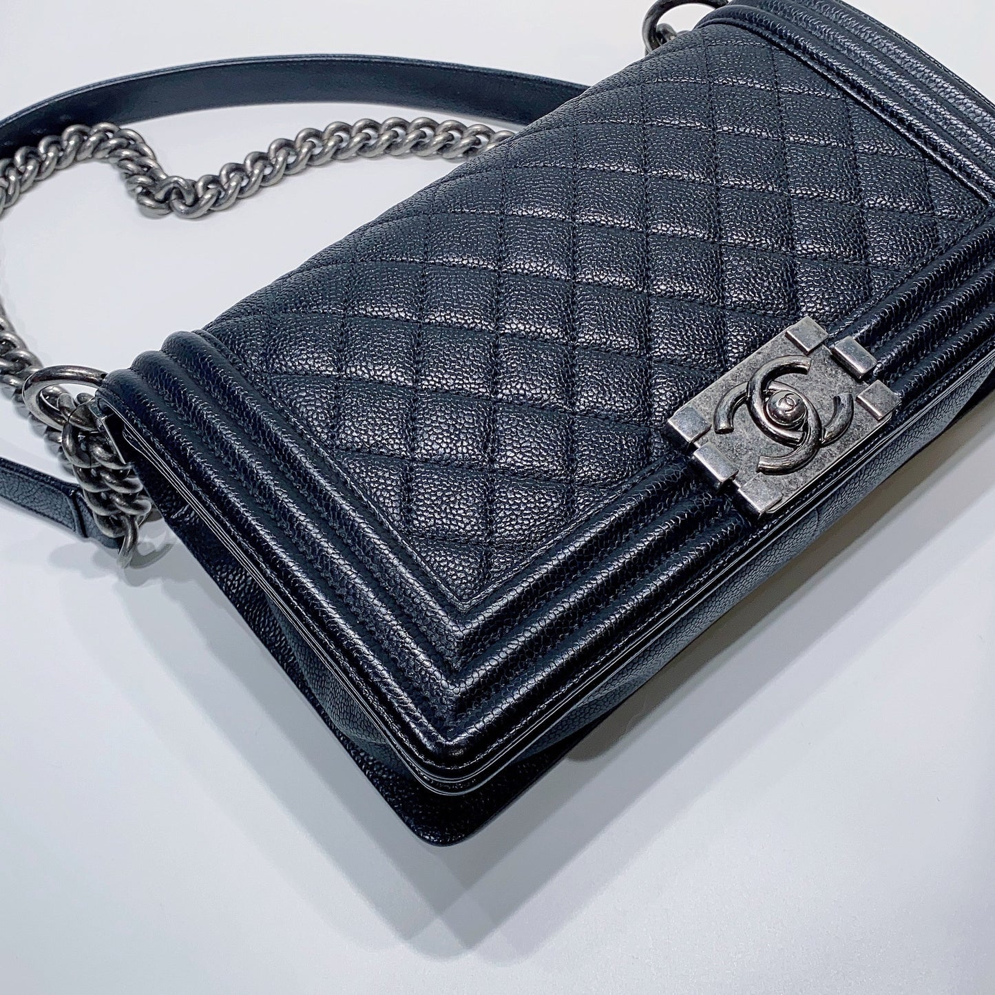 No.3720-Chanel Caviar Boy 25cm