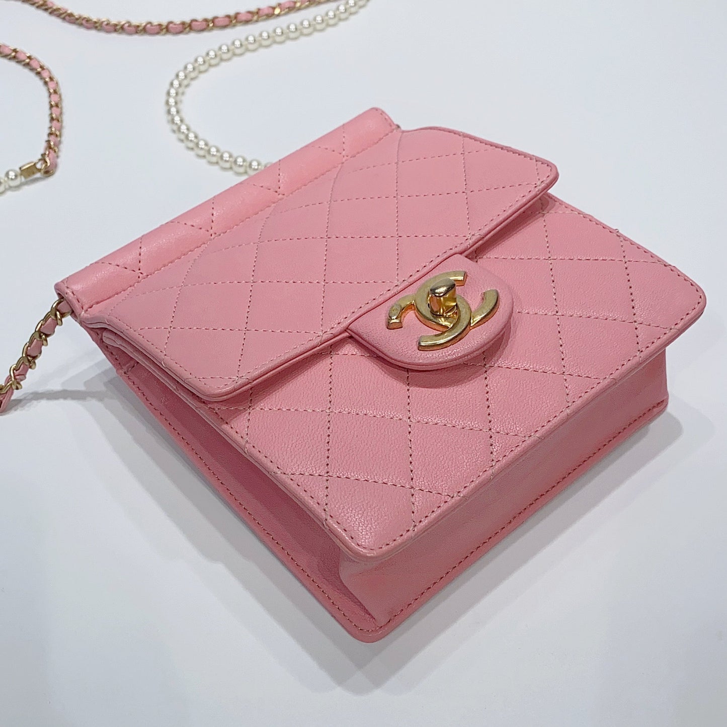 No.3826-Chanel Small Clic Pearl Flap Bag