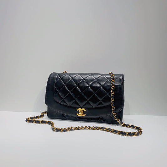 No.3858-Chanel Vintage Lambskin Diana Bag 25cm