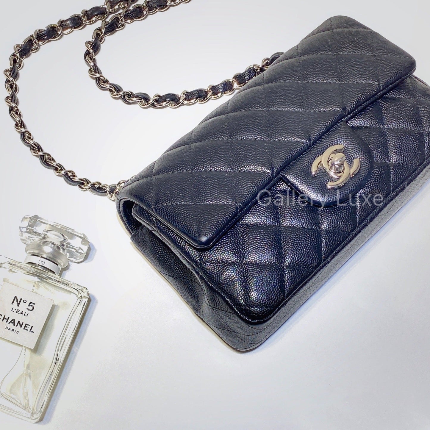 No.2689-Chanel Caviar Classic Flap Mini 20cm