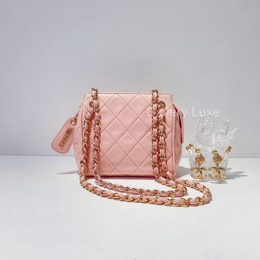 No.2417-Chanel Vintage Lambskin Shoulder Bag