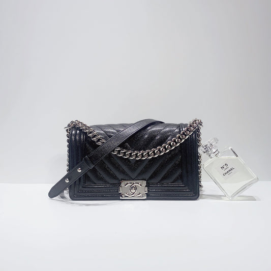 No.3877-Chanel Caviar Chevron Boy 25cm