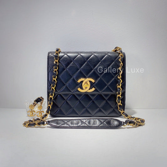 No.2438-Chanel Vintage Lambskin Flap Bag