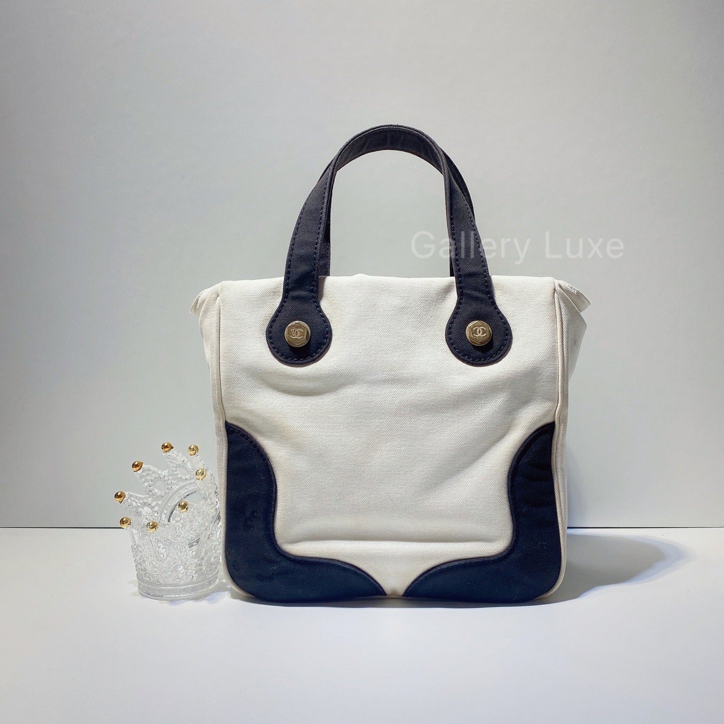 No.2030-Chanel Vintage Marshmallow Handbag