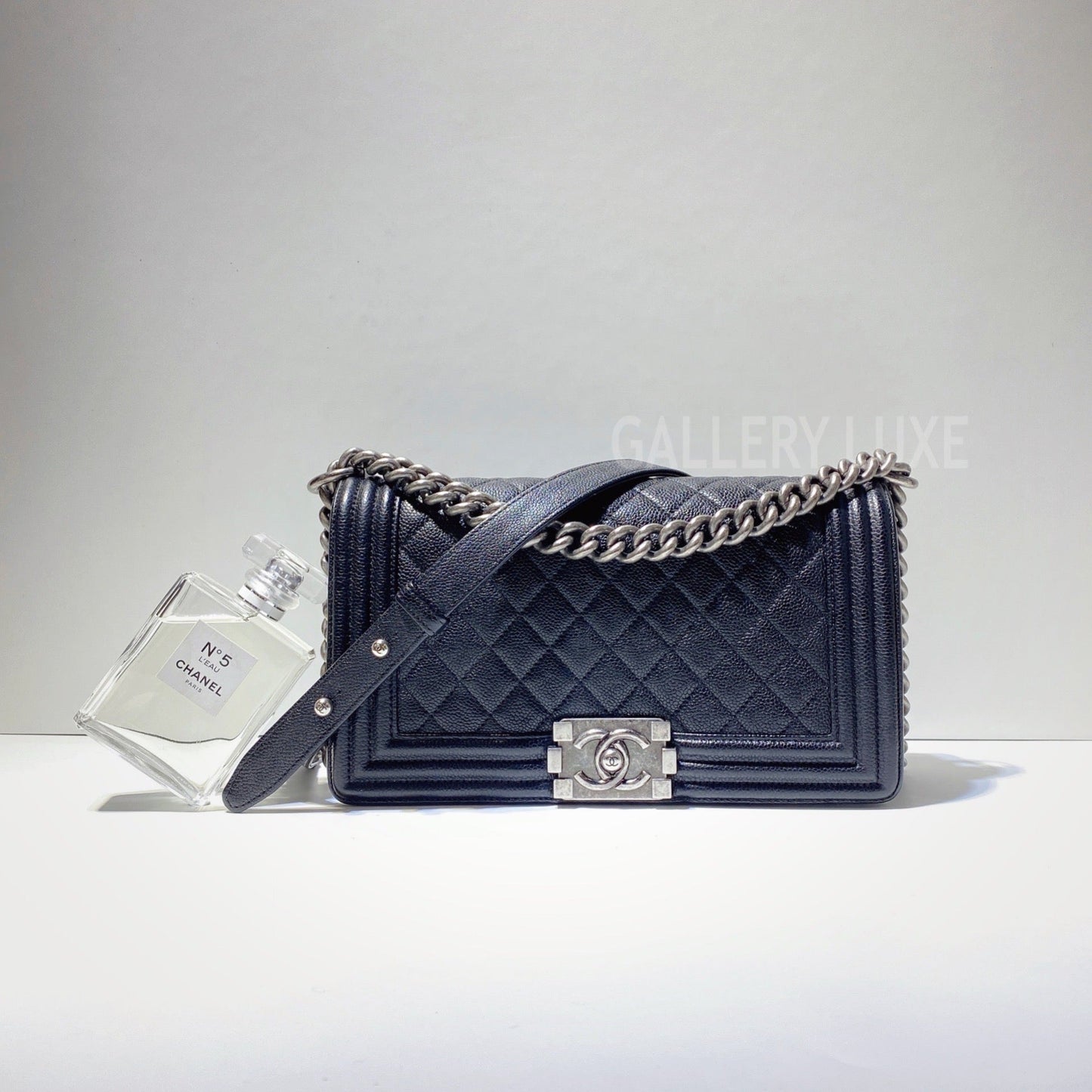No.3022-Chanel Caviar Boy 25cm