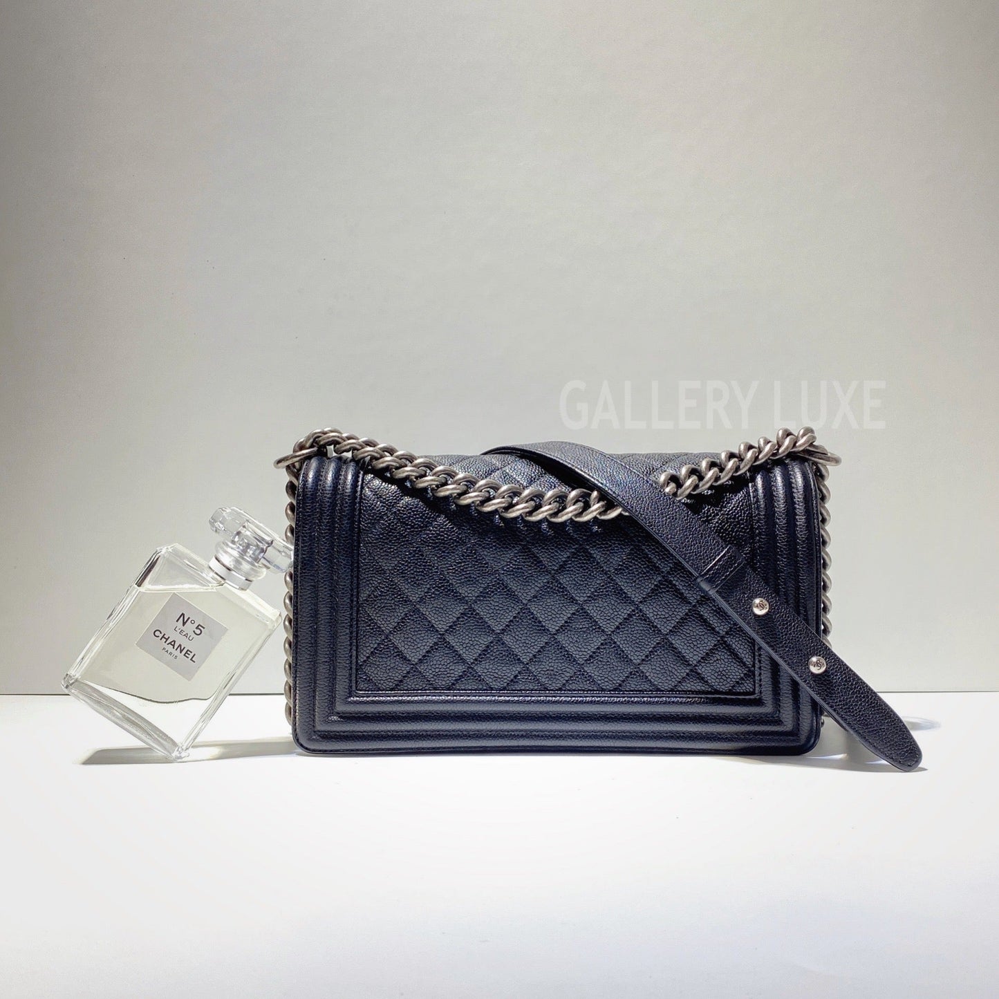 No.3022-Chanel Caviar Boy 25cm