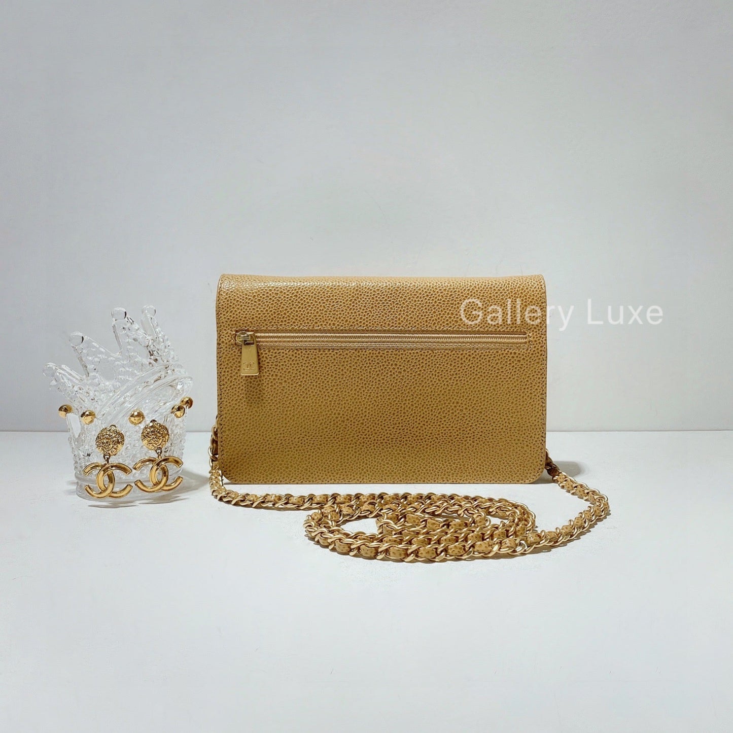 No.2450-Chanel Vintage Caviar WOC