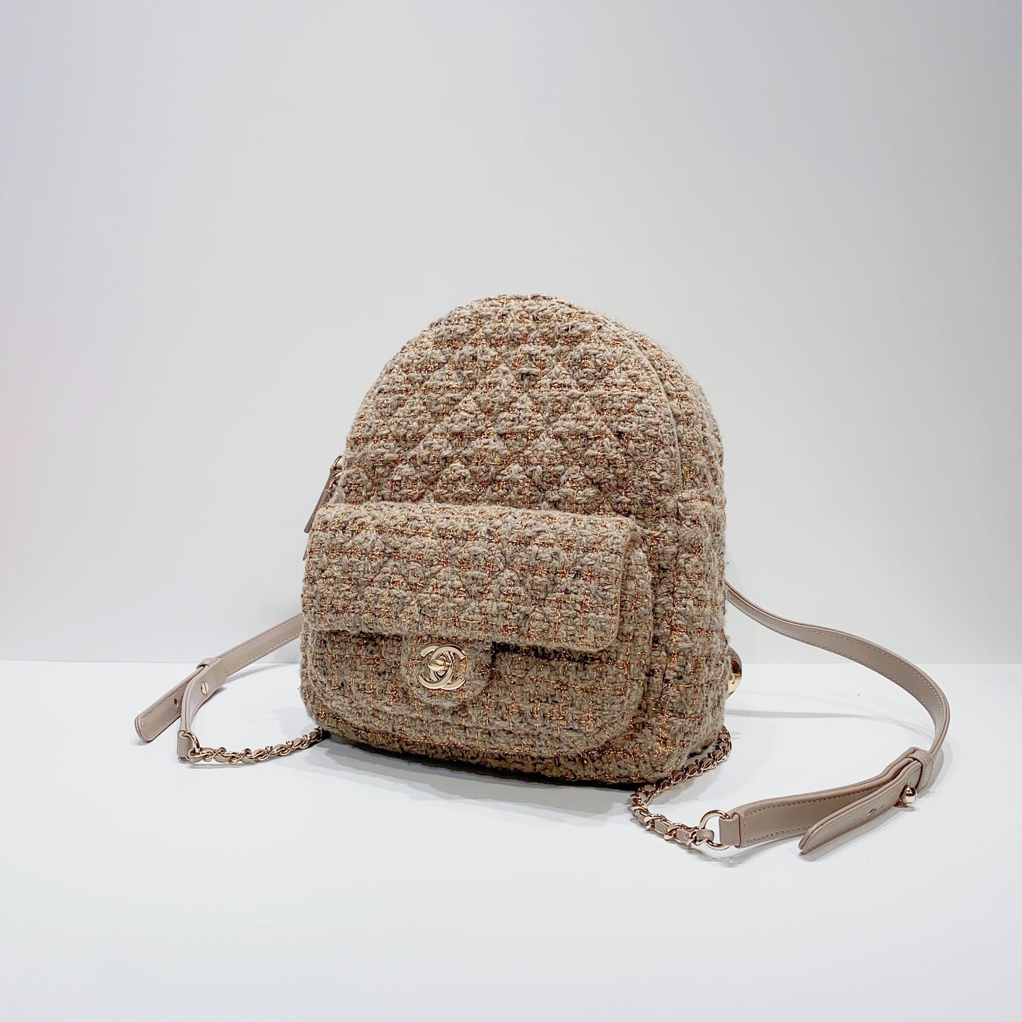 No.3924-Chanel Tweed Back In Town Backpack