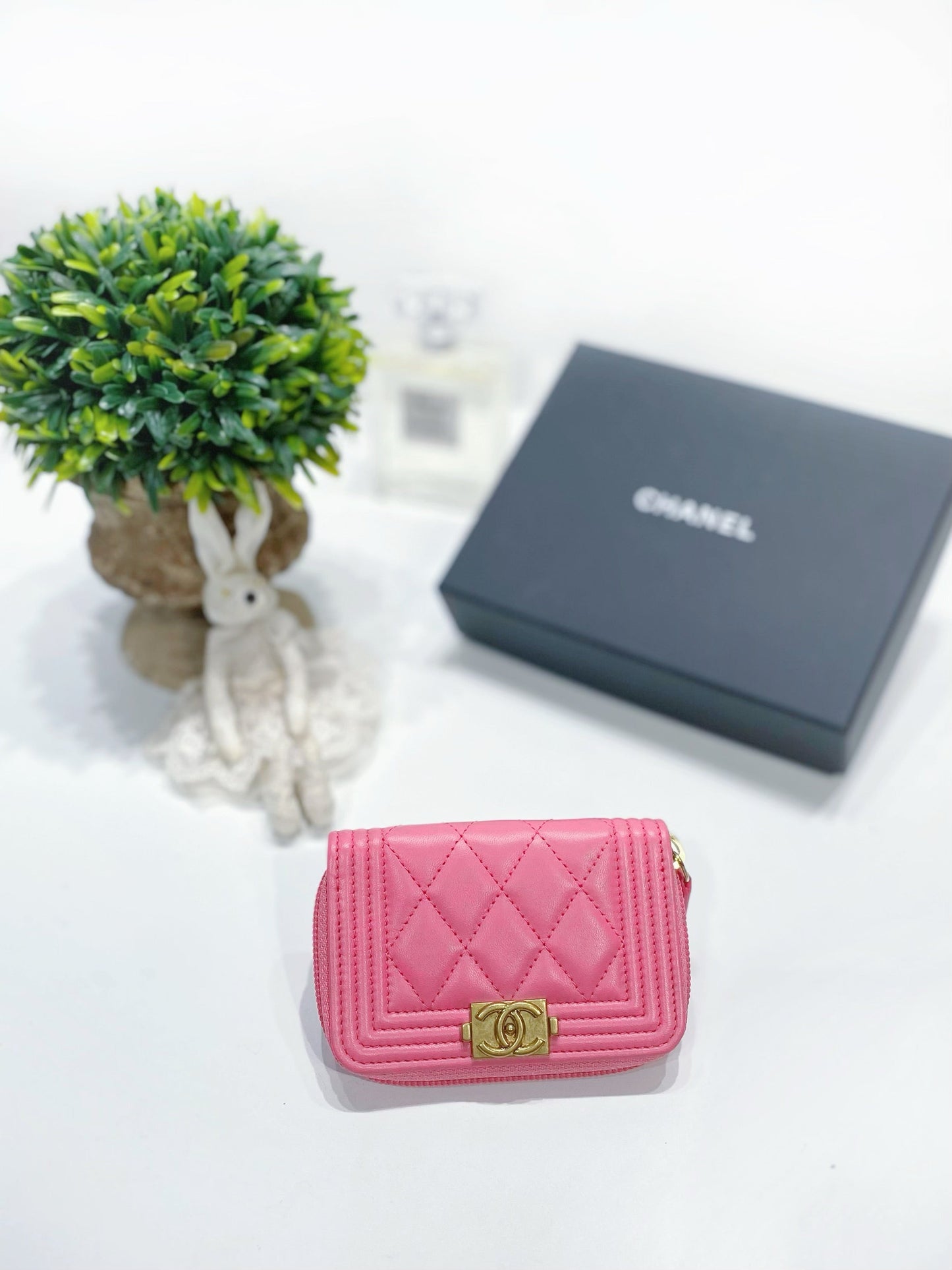 No.3933-Chanel Lambskin Boy Zipped Coins Purse