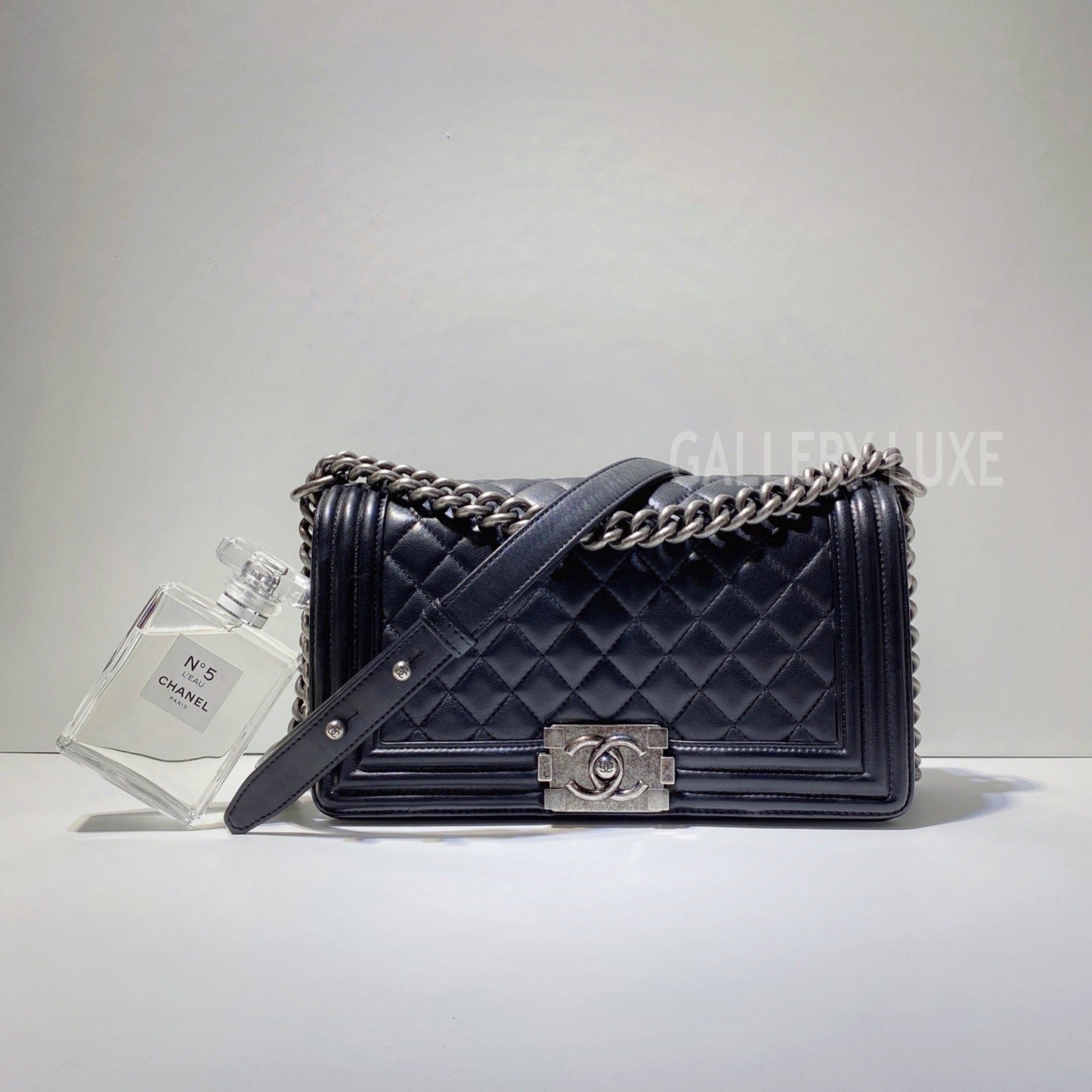 No.3036-Chanel Lambskin Boy 25cm