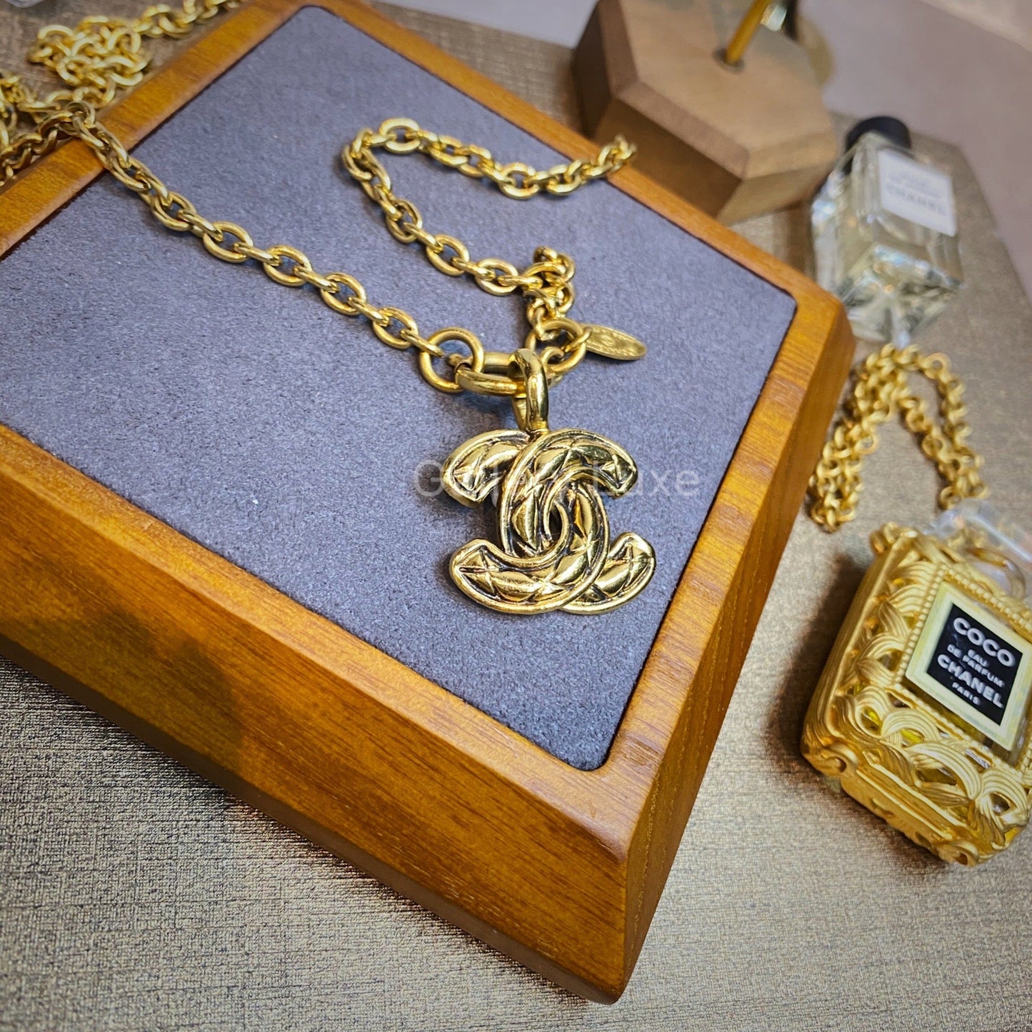 No.2325-Chanel Vintage Classic CC Necklace