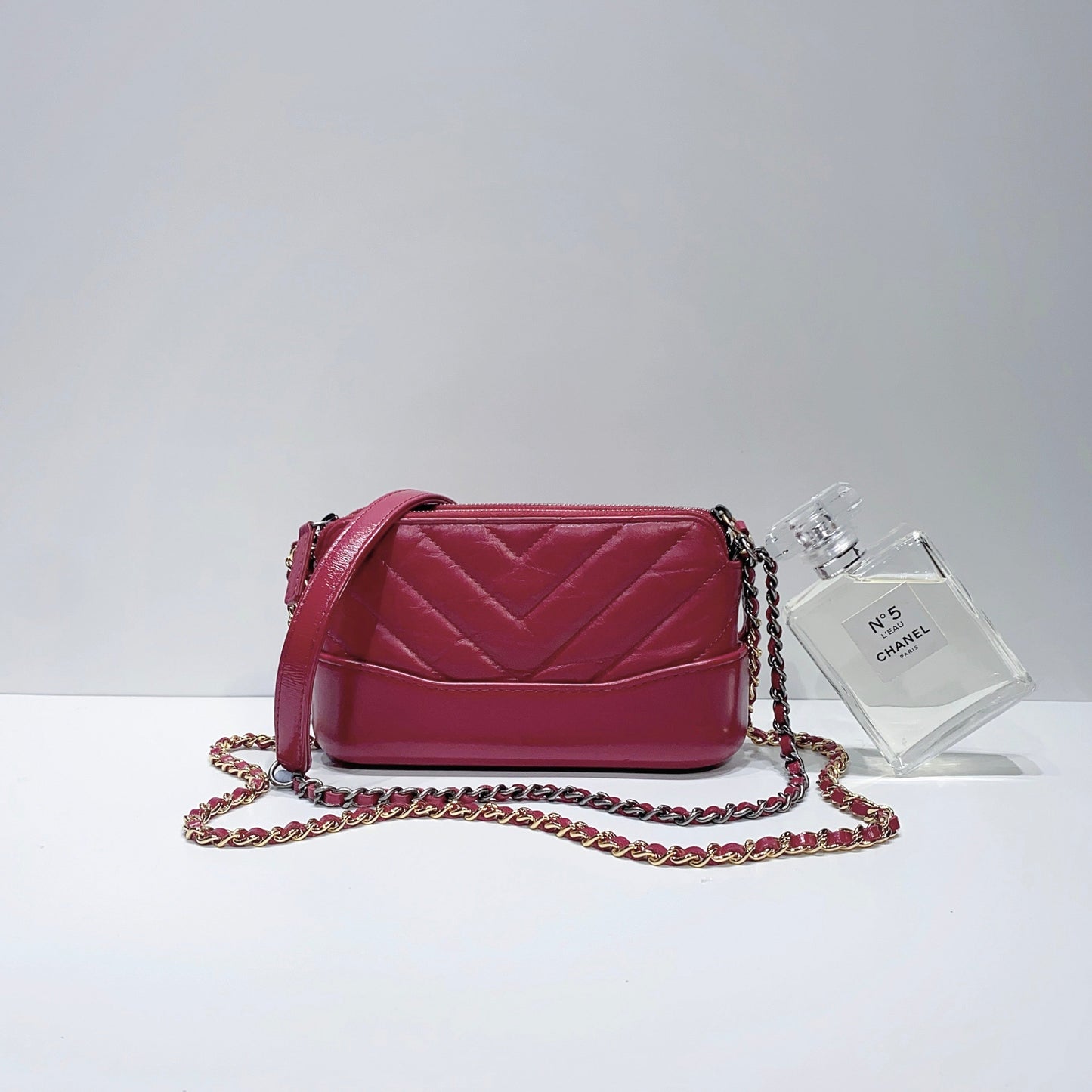 No.3857-Chanel Chevron Gabrielle Wallet On Chain