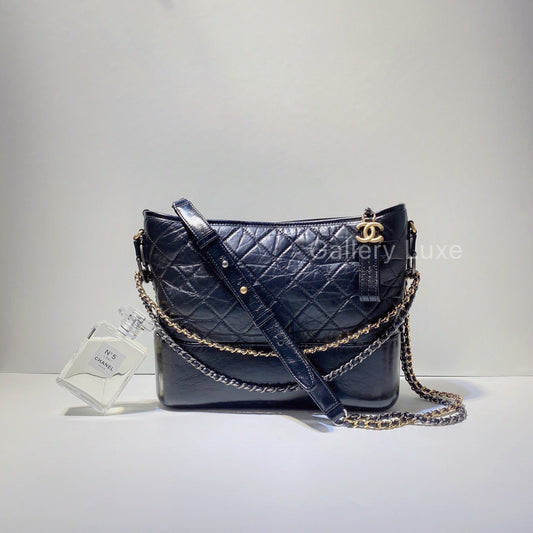 No.2714-Chanel Medium Gabrielle Hobo Bag