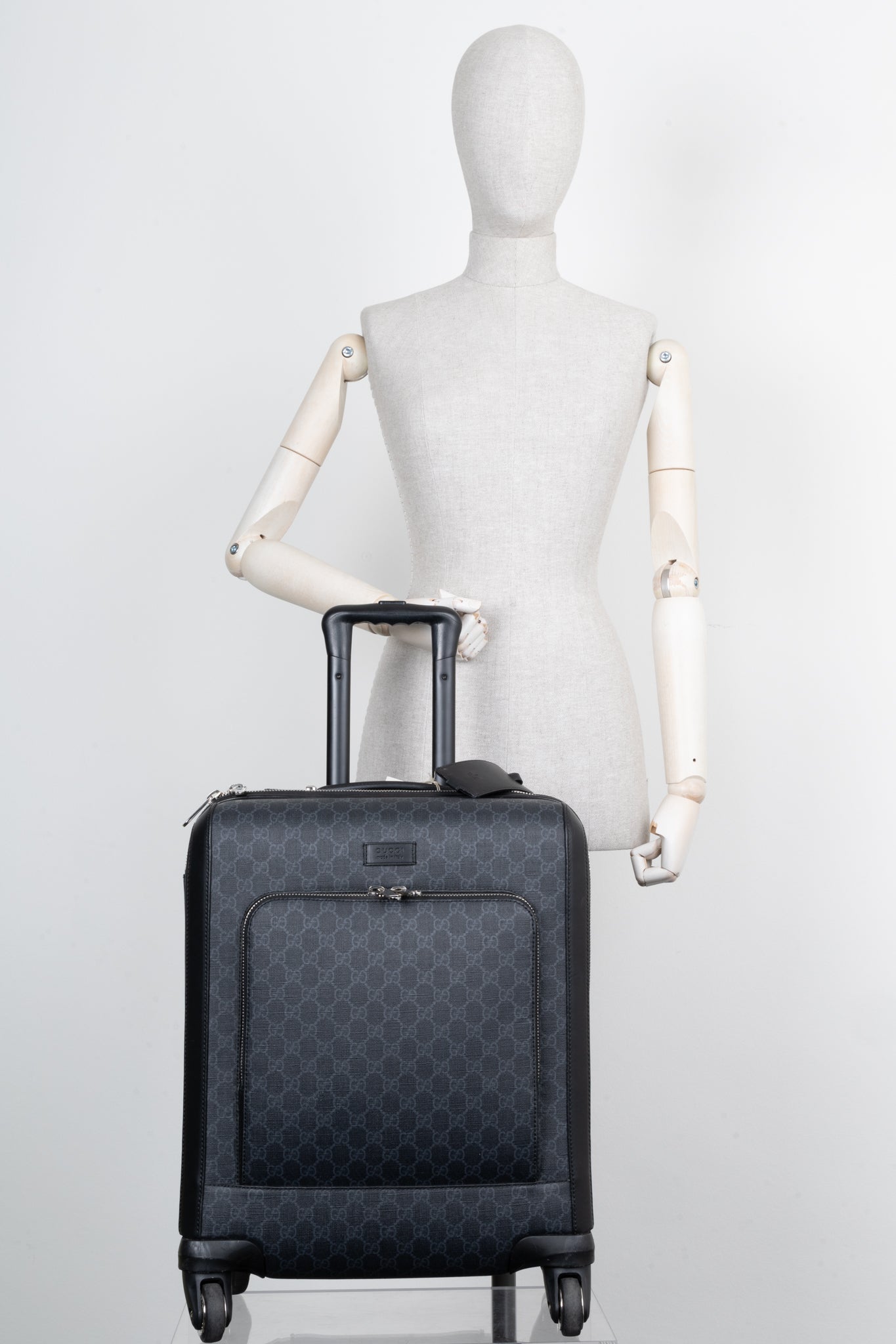 Luxury Gucci Trending 2025 GG Supreme Small Suitcase