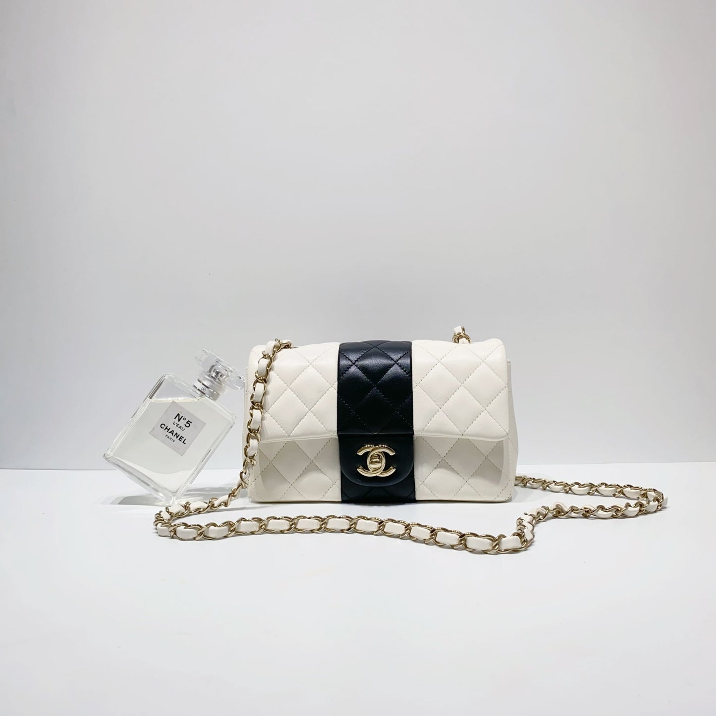 No.3961-Chanel Timeless Classic Mini Flap Bag 20cm