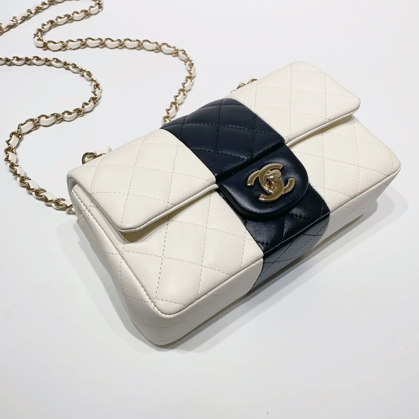 No.3961-Chanel Timeless Classic Mini Flap Bag 20cm
