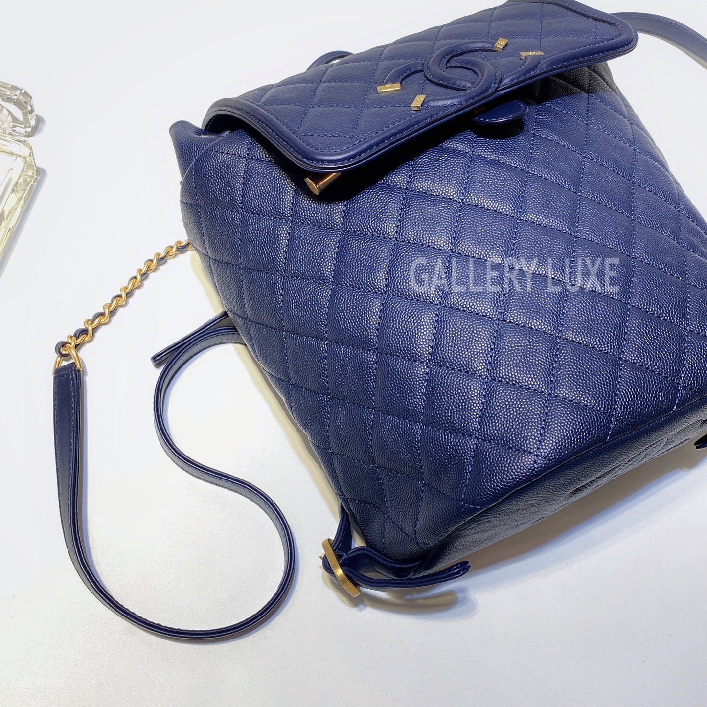No.3063-Chanel Caviar CC Filigree Backpack
