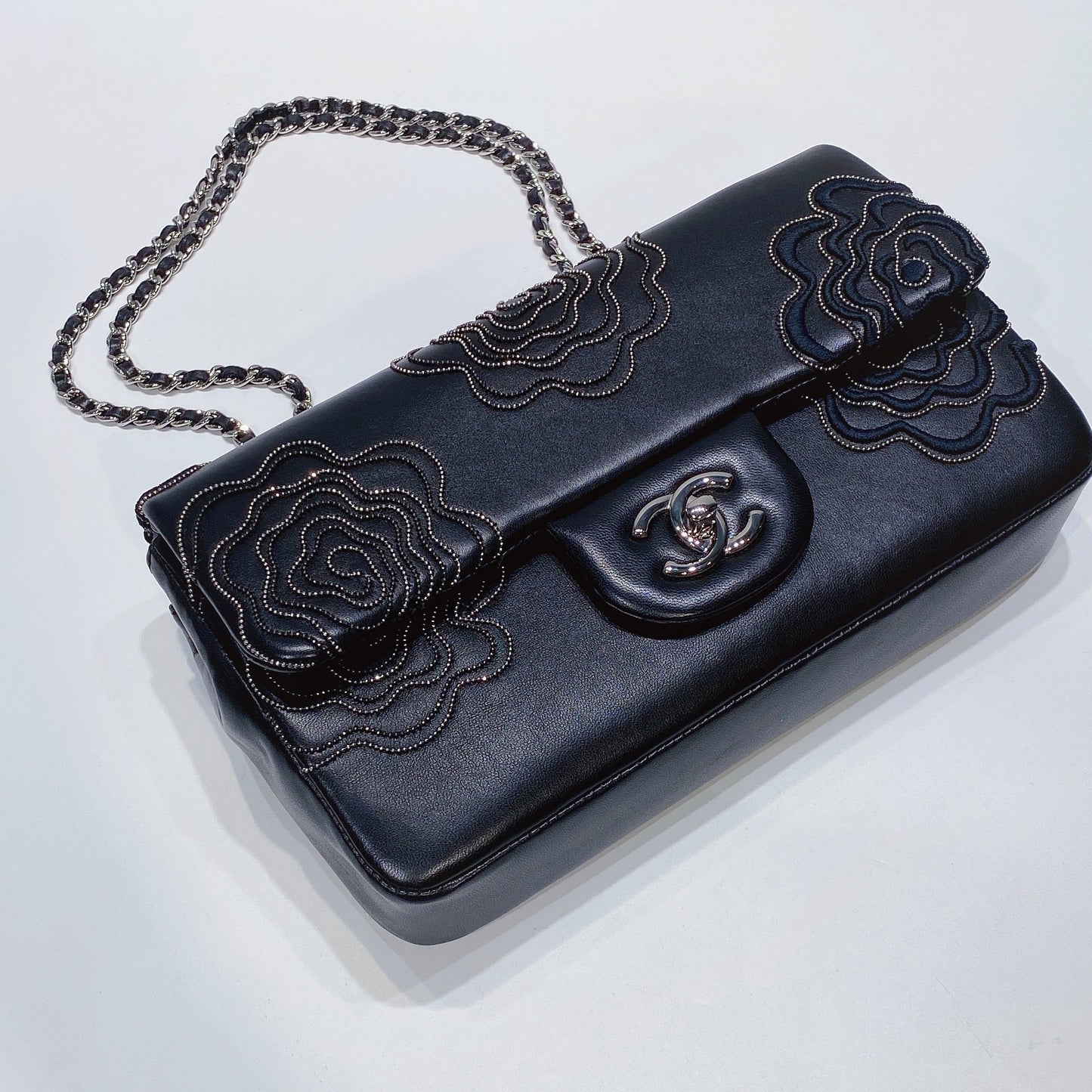 No.3600-Chanel Embroidered Lambskin Evening Camellia Flap Bag