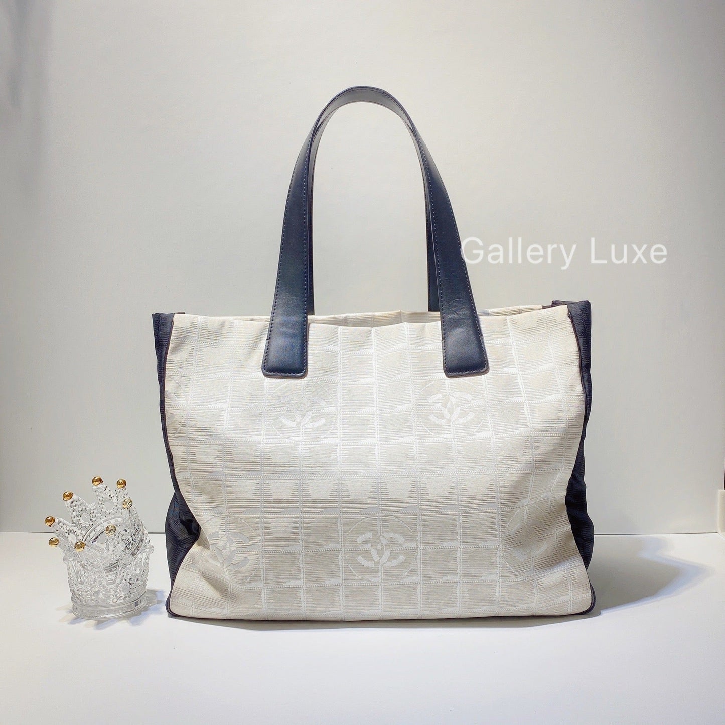 No.2748-Chanel Travel Line Tote Bag MM
