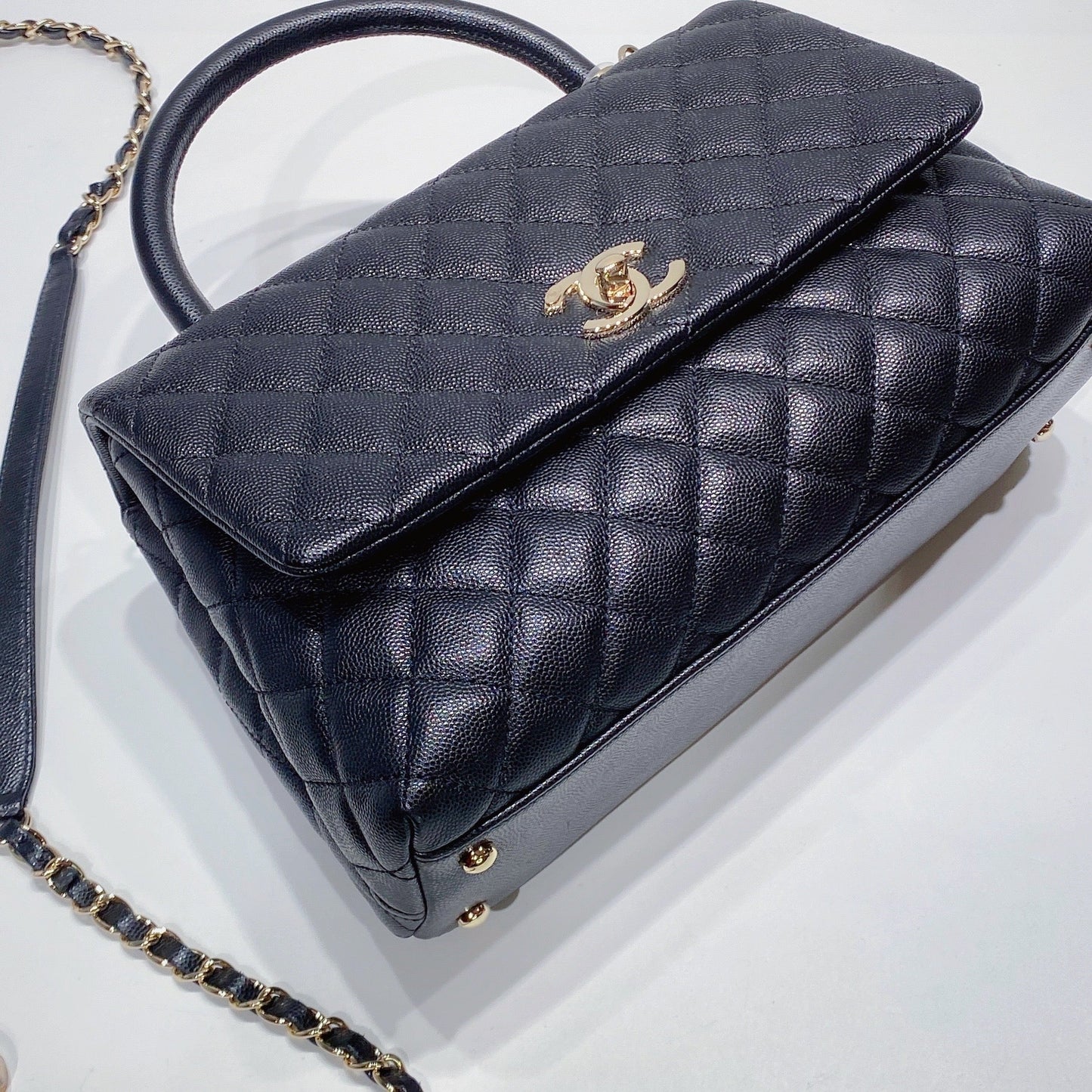 No.3488-Chanel Medium Caviar Coco Handle