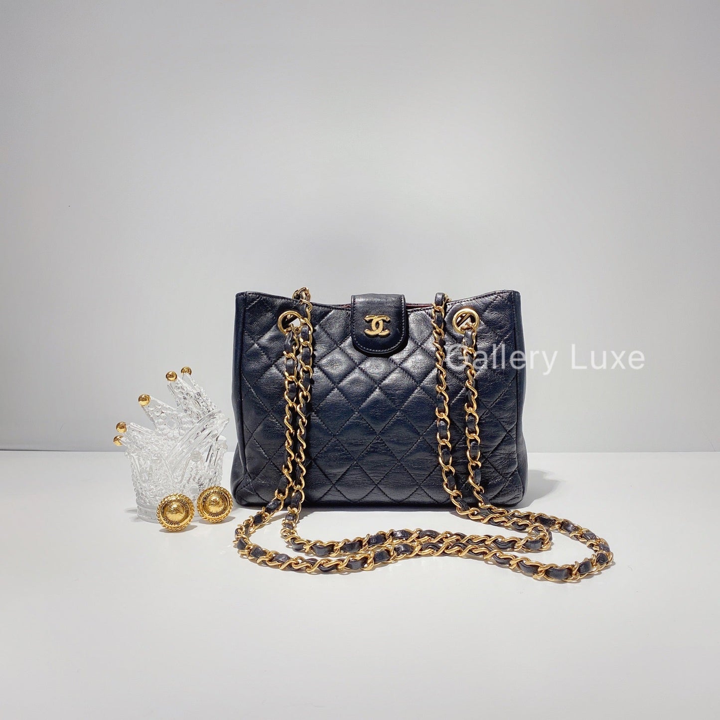 No.2463-Chanel Vintage Lambskin Shoulder Bag