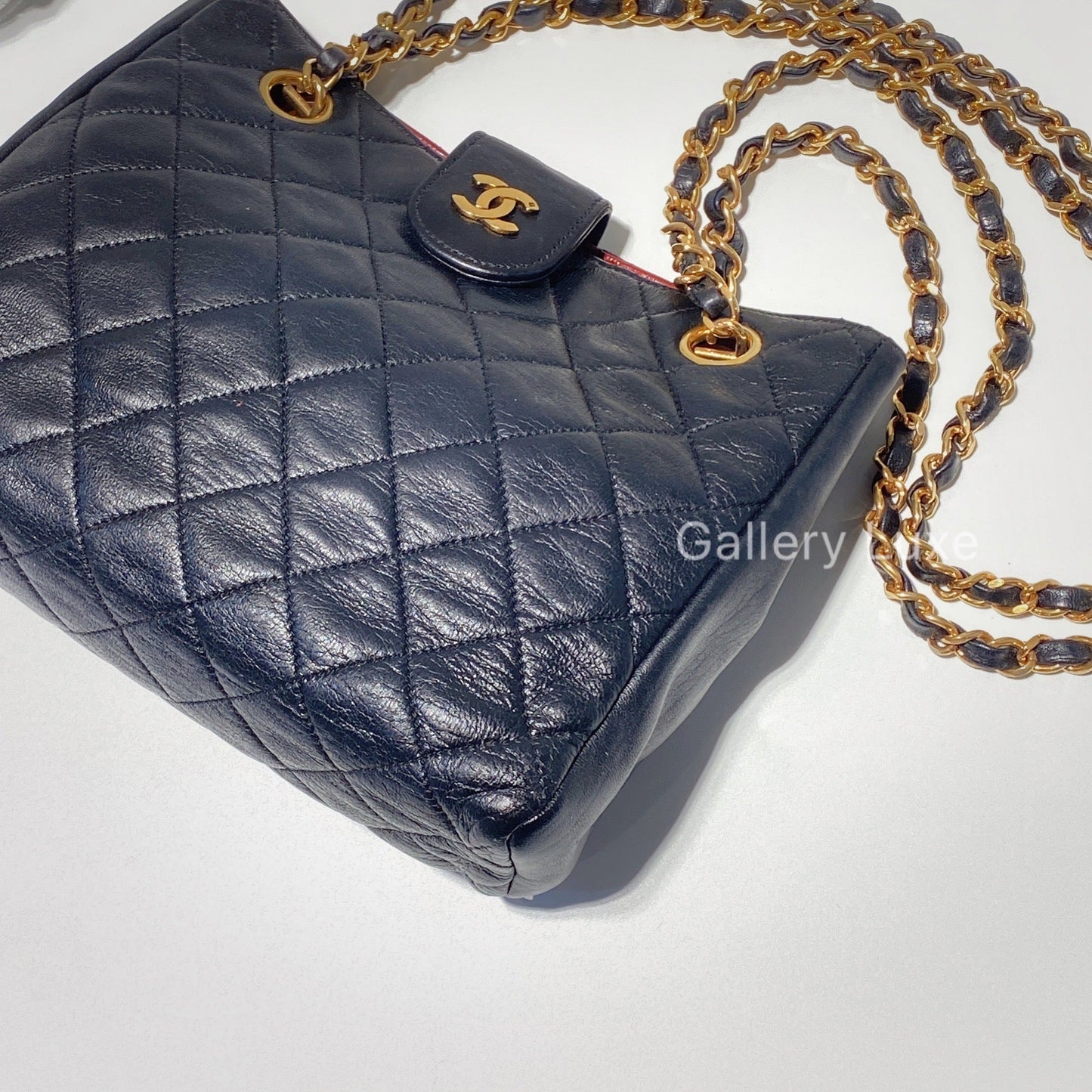 No.2463-Chanel Vintage Lambskin Shoulder Bag