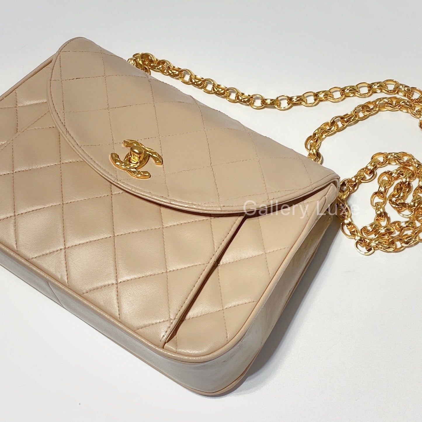 No.2155-Chanel Vintage Lambskin Flap Bag
