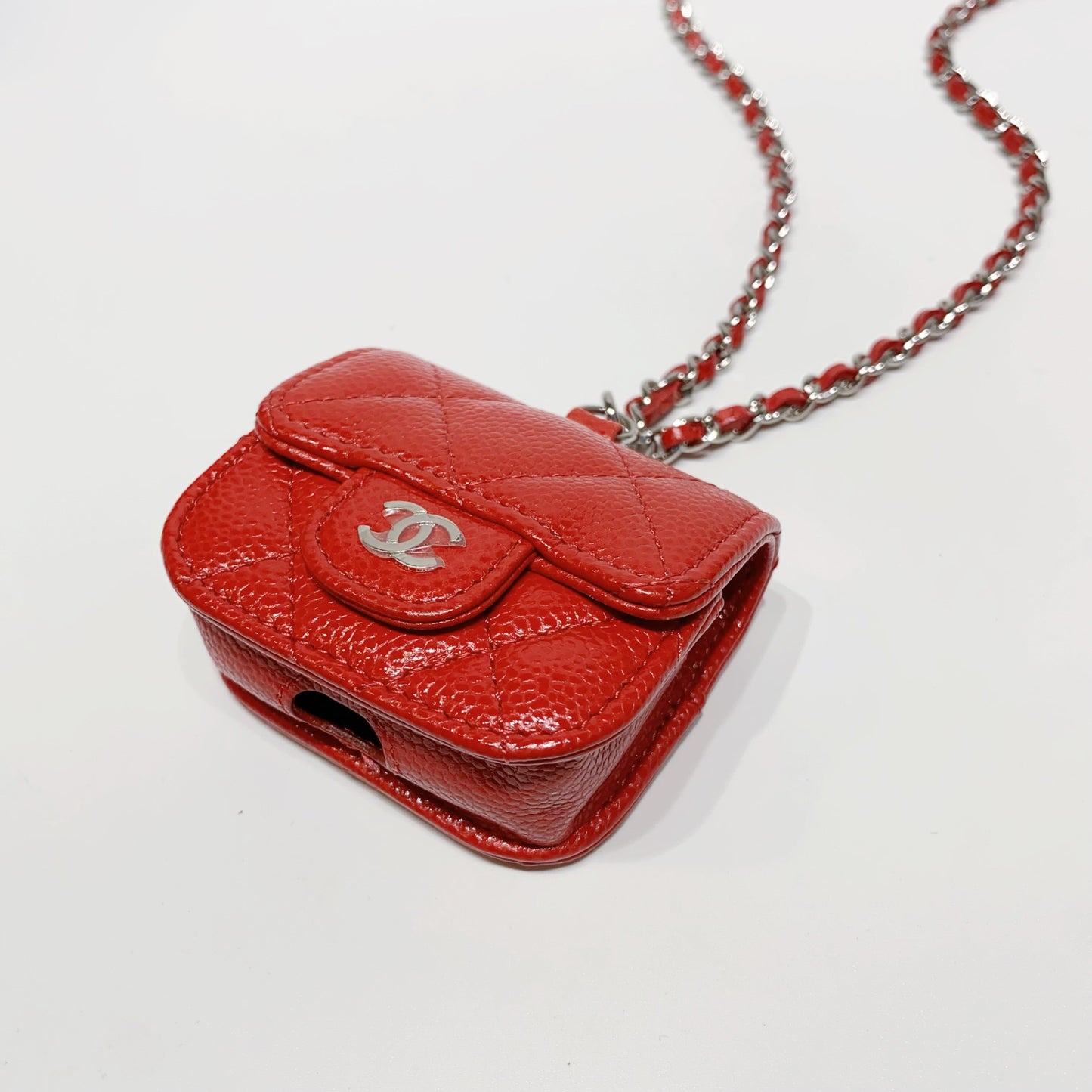 No.4004-Chanel Timeless Classic AirPods Holder With Chain