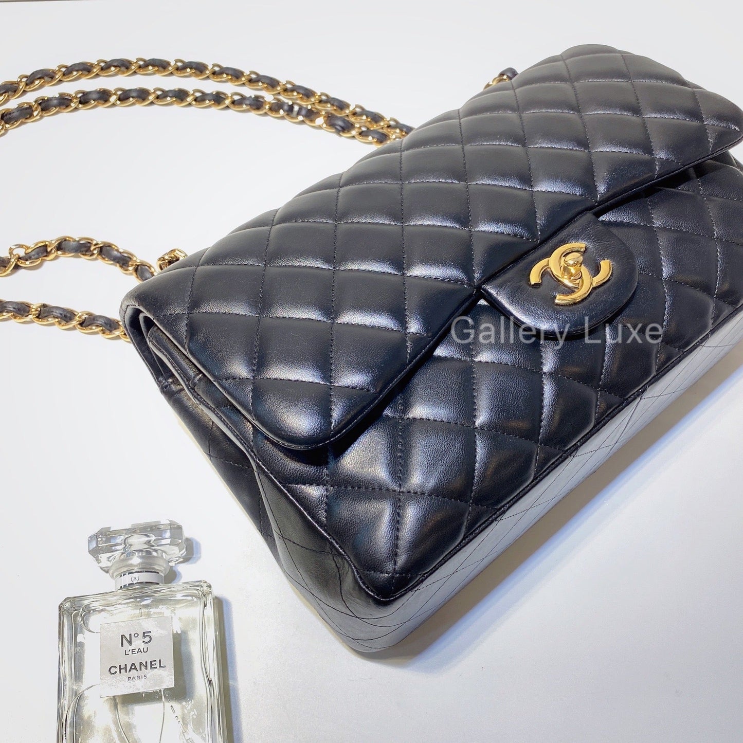 No.2744-Chanel Lambskin Classic Jumbo Flap Bag