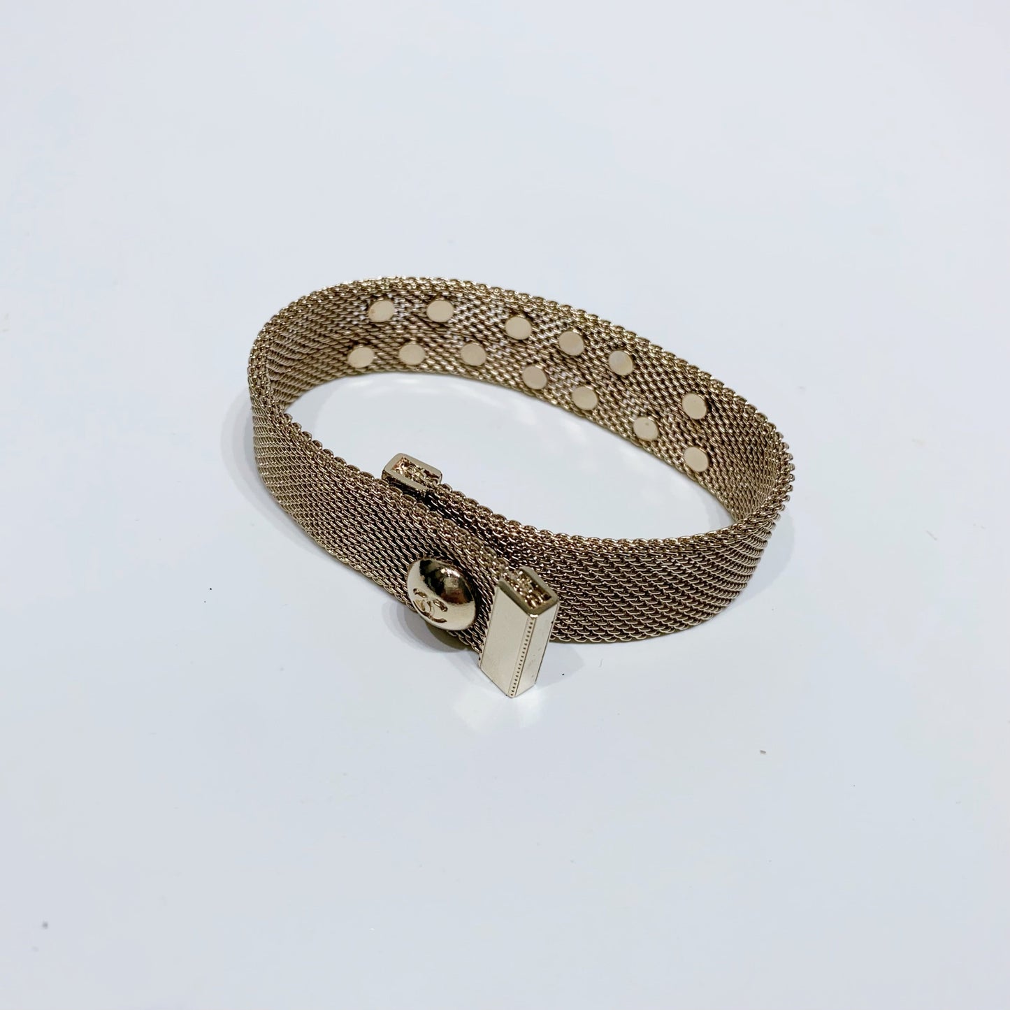 No.4012-Chanel Gold Metal Coco Mark Bracelet