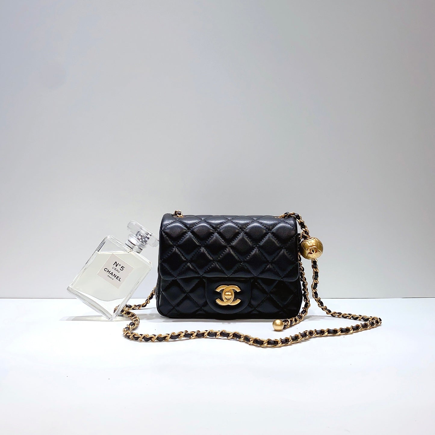 No.3622-Chanel Pearl Crush Square Mini Flap Bag (Brand New / 全新)