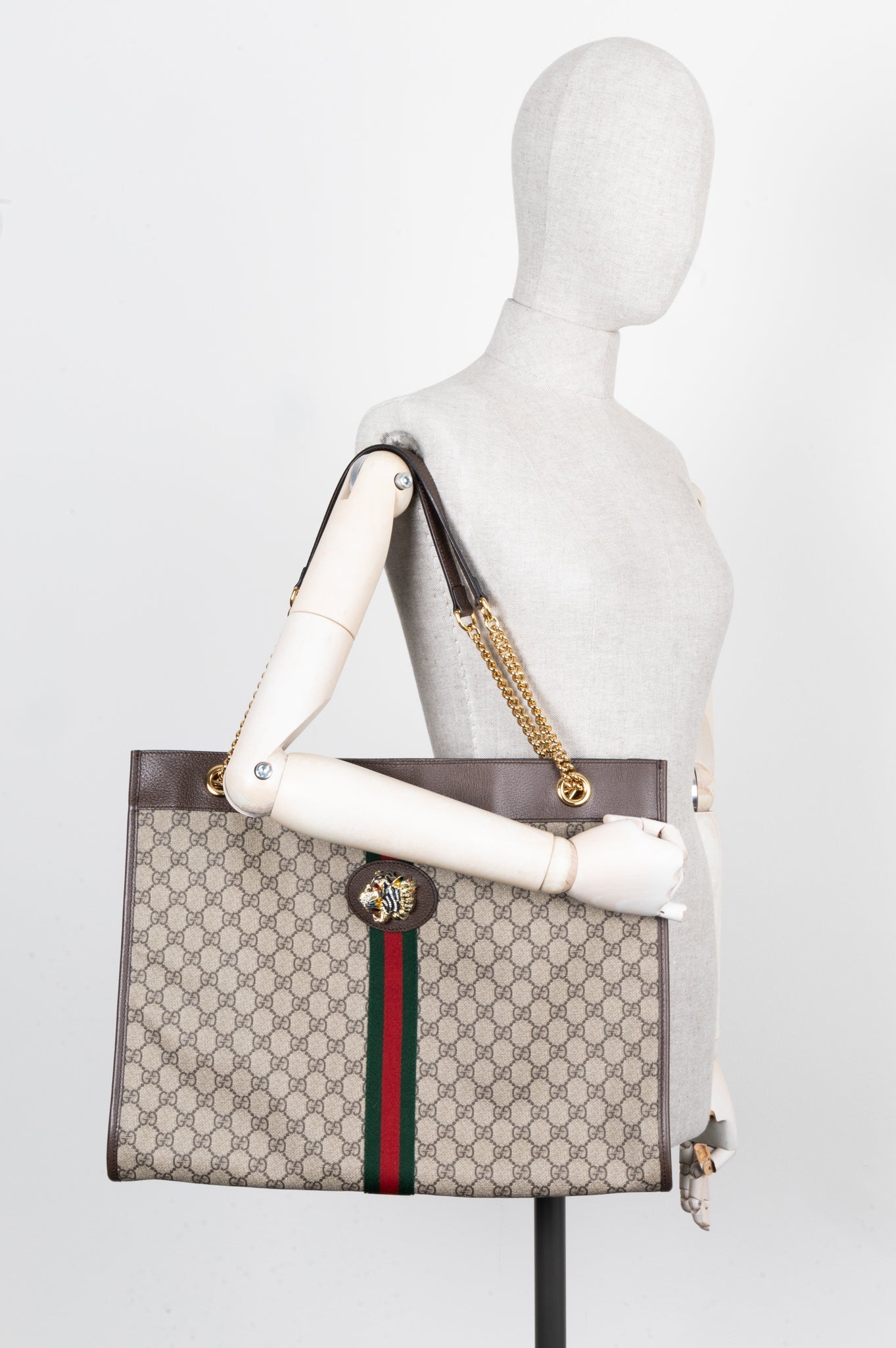 Luxury Gucci Trending 2025 Rajah Chain Tote GG Supreme Canvas