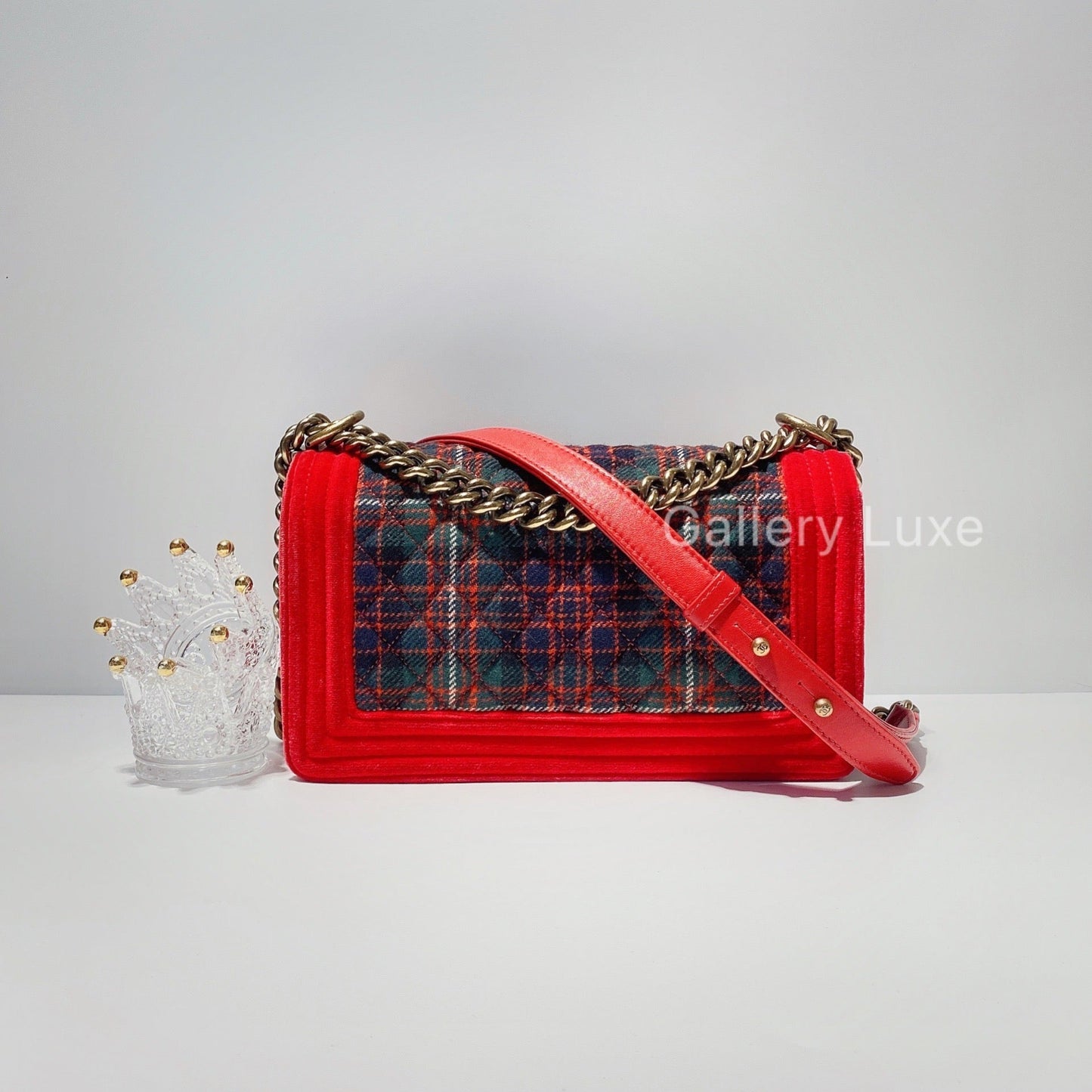 No.2468-Chanel Velvet Boy 25cm