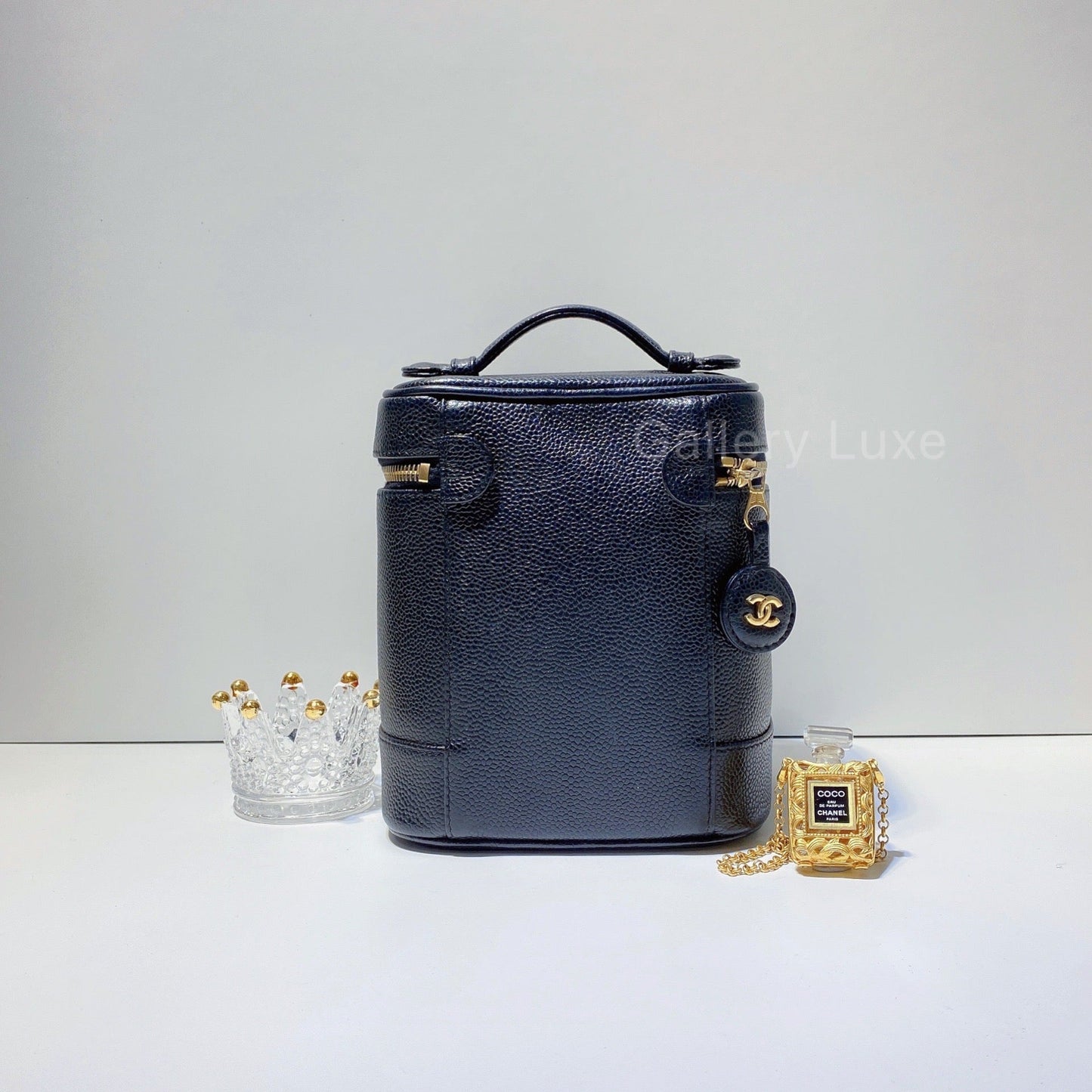 No.2758-Chanel Vintage Caviar Vanity Case