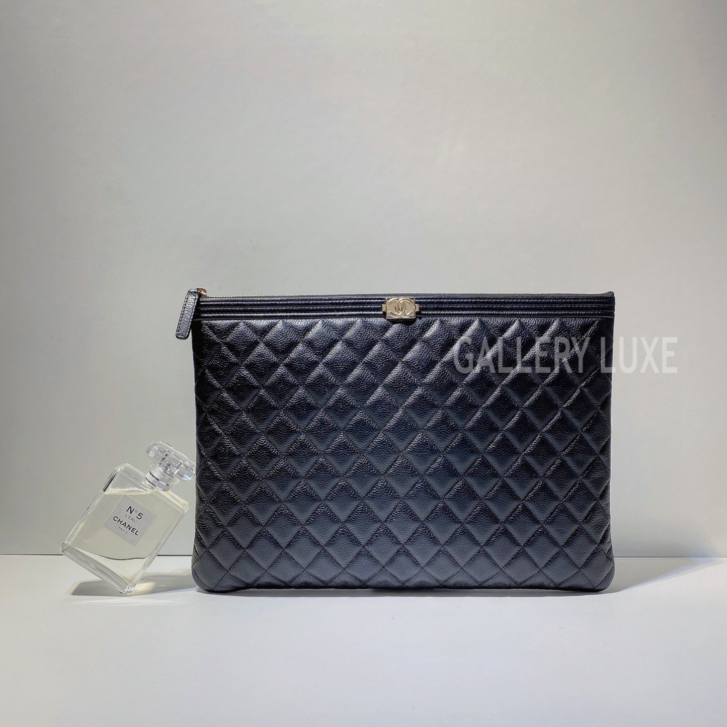No.3091-Chanel Large Caviar Boy Clutch Case