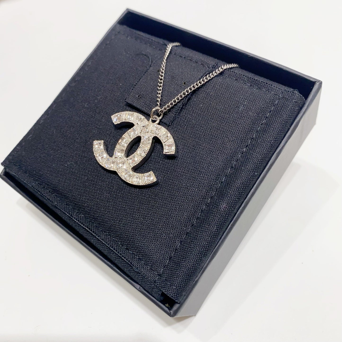 No.4042-Chanel Crystal Coco Mark Necklace