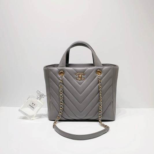No.4044-Chanel Chevron Statement Small Tote Bag
